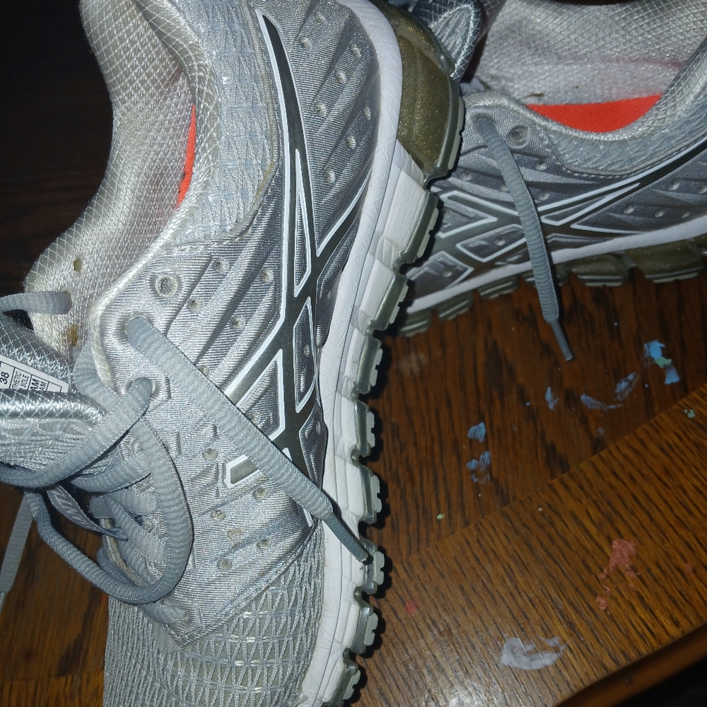 Asic (Gel-Quantums) - Picture 2 of 4